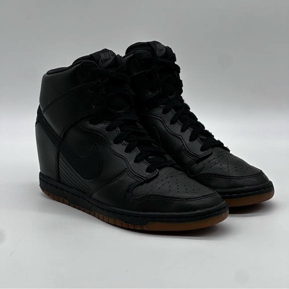 Nike Dunk Sky Hi Sneakers. Size 8.5 - Picture 6 of 10